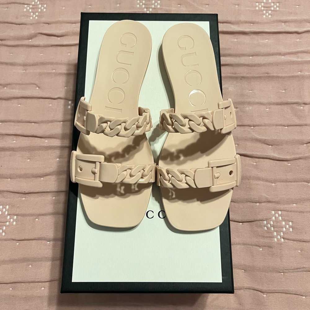 Women’s Gucci Teena Sandal